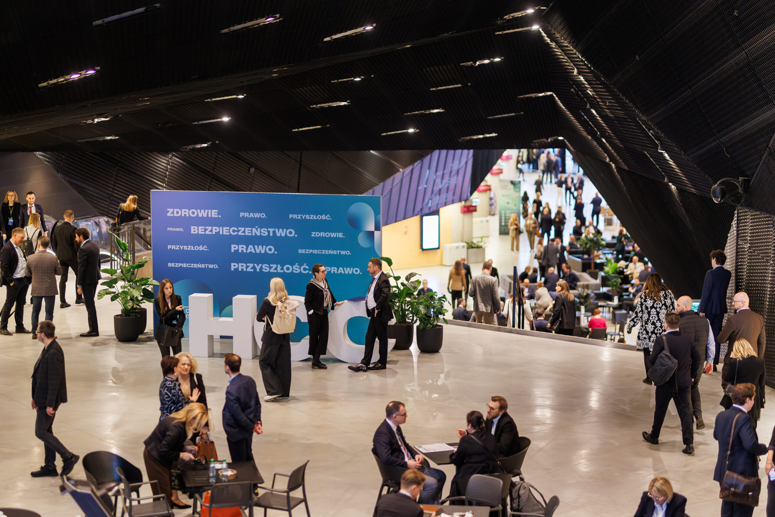 Fundacja Nie Widać Po Mnie Partnerem XI Kongresu Wyzwań Zdrowotnych (HCC 2026)