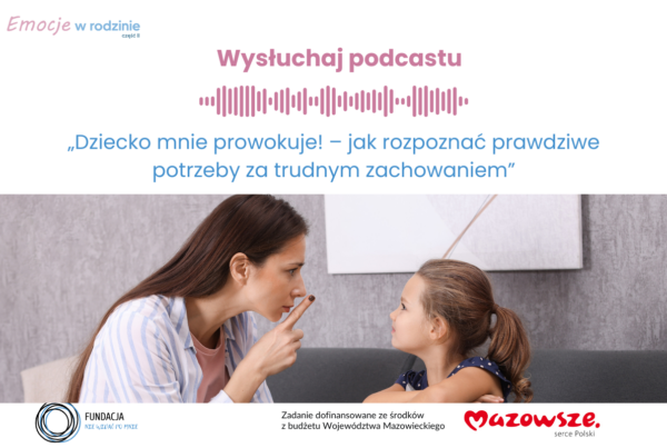 Dziecko mnie prowokuje. Zdjęcie - zdenerwowana mama uciszająca kilkuletnią córkę